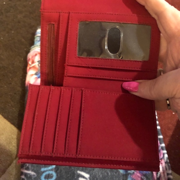 Fendi Red Leather Wallet with Silver Clasp - Picture 3 of 4